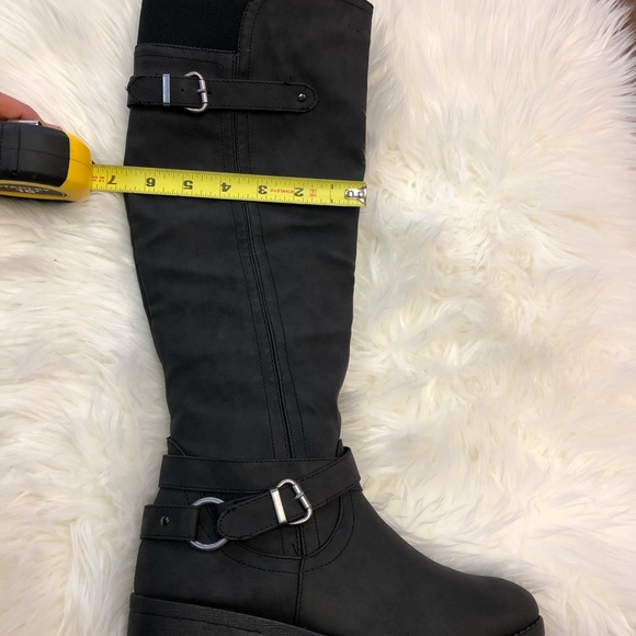Black Knee High Buckle Boot - Picture 6 of 7
